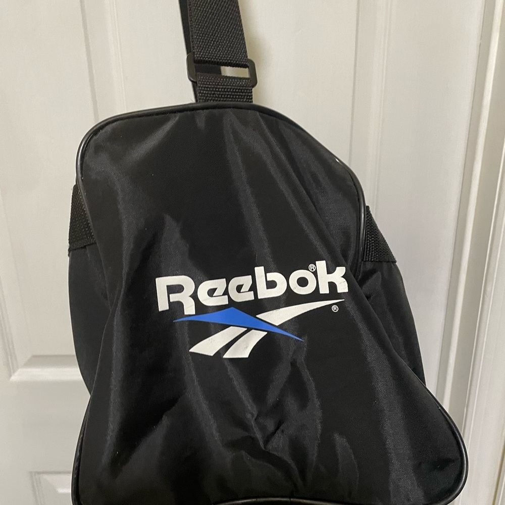 Small Reebok gym bag - Picture 2 of 3